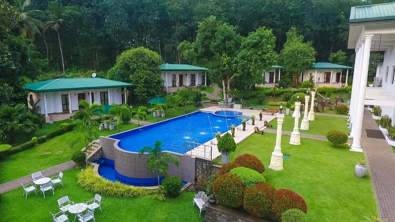 Seethawaka Regency เอวิซซาเวลลา ภายนอก รูปภาพ