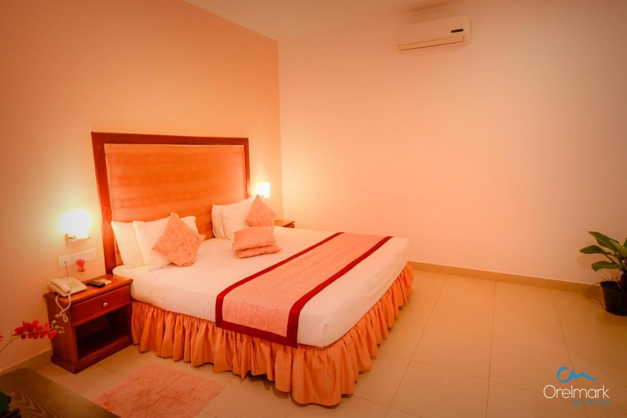 Seethawaka Regency เอวิซซาเวลลา ภายนอก รูปภาพ