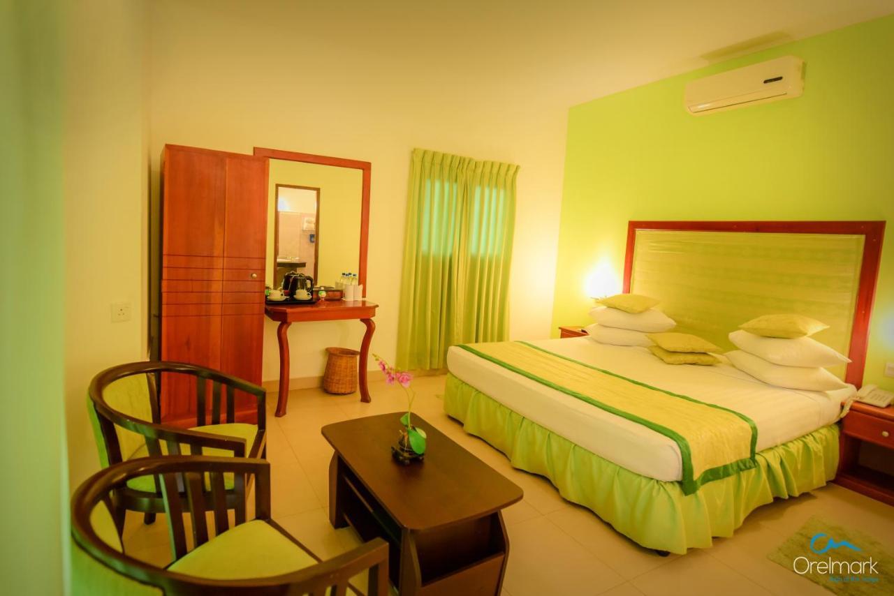 Seethawaka Regency เอวิซซาเวลลา ภายนอก รูปภาพ