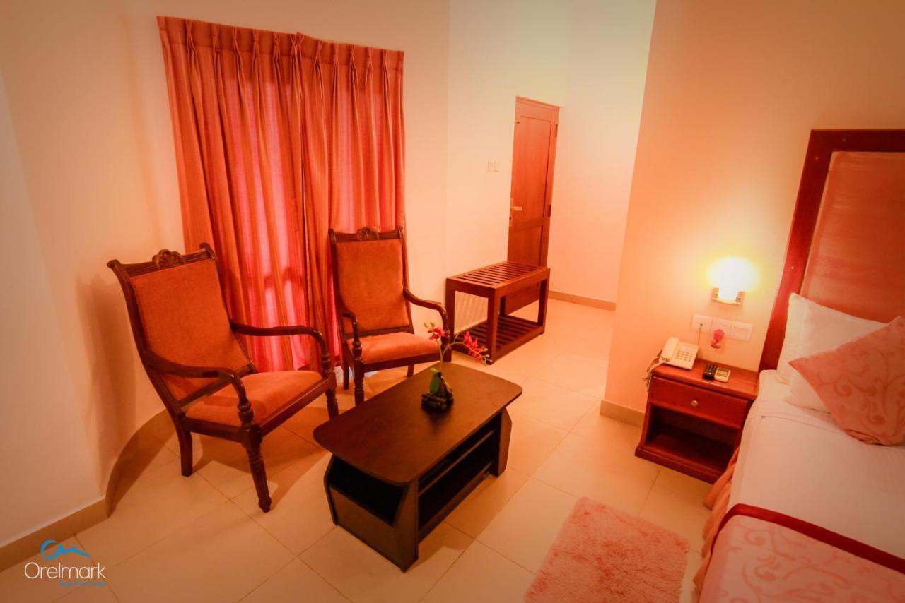 Seethawaka Regency เอวิซซาเวลลา ภายนอก รูปภาพ
