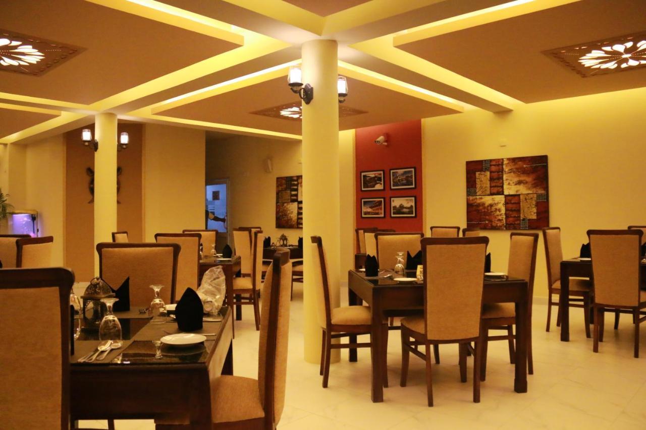 Seethawaka Regency เอวิซซาเวลลา ภายนอก รูปภาพ
